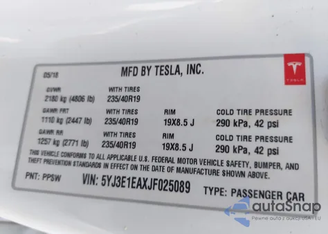2018 Tesla Model 3 Long Range/Mid Range из США, поврежденный, VIN 5YJ3E1EAXJF025089